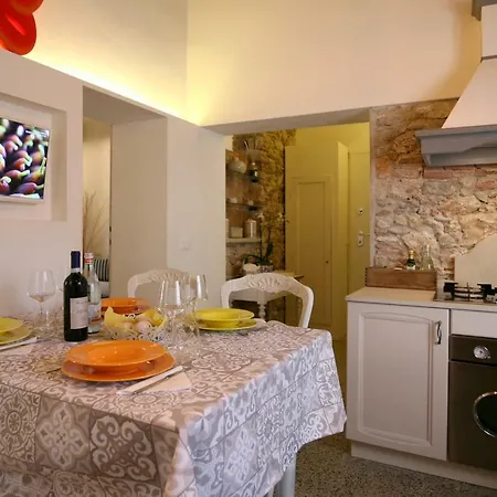 La Piccola Atene Musa بيتراسانتا