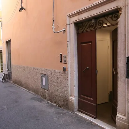 La Piccola Atene Musa Apartament